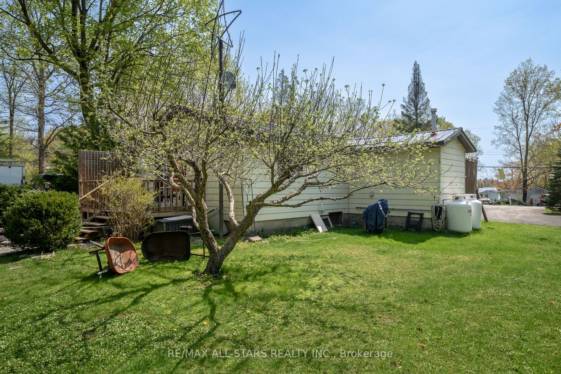 93 Northern Avenue