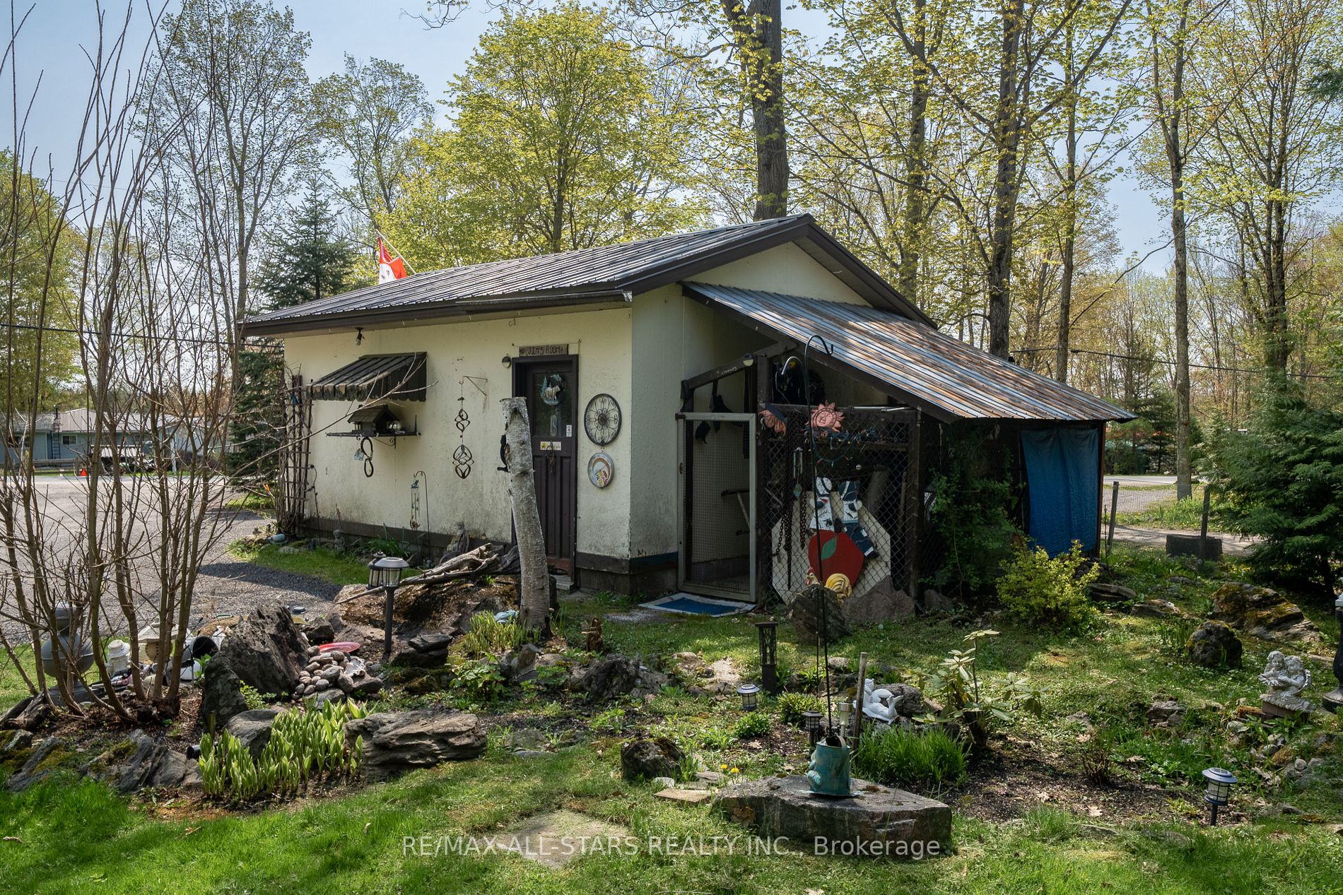93 Northern Avenue