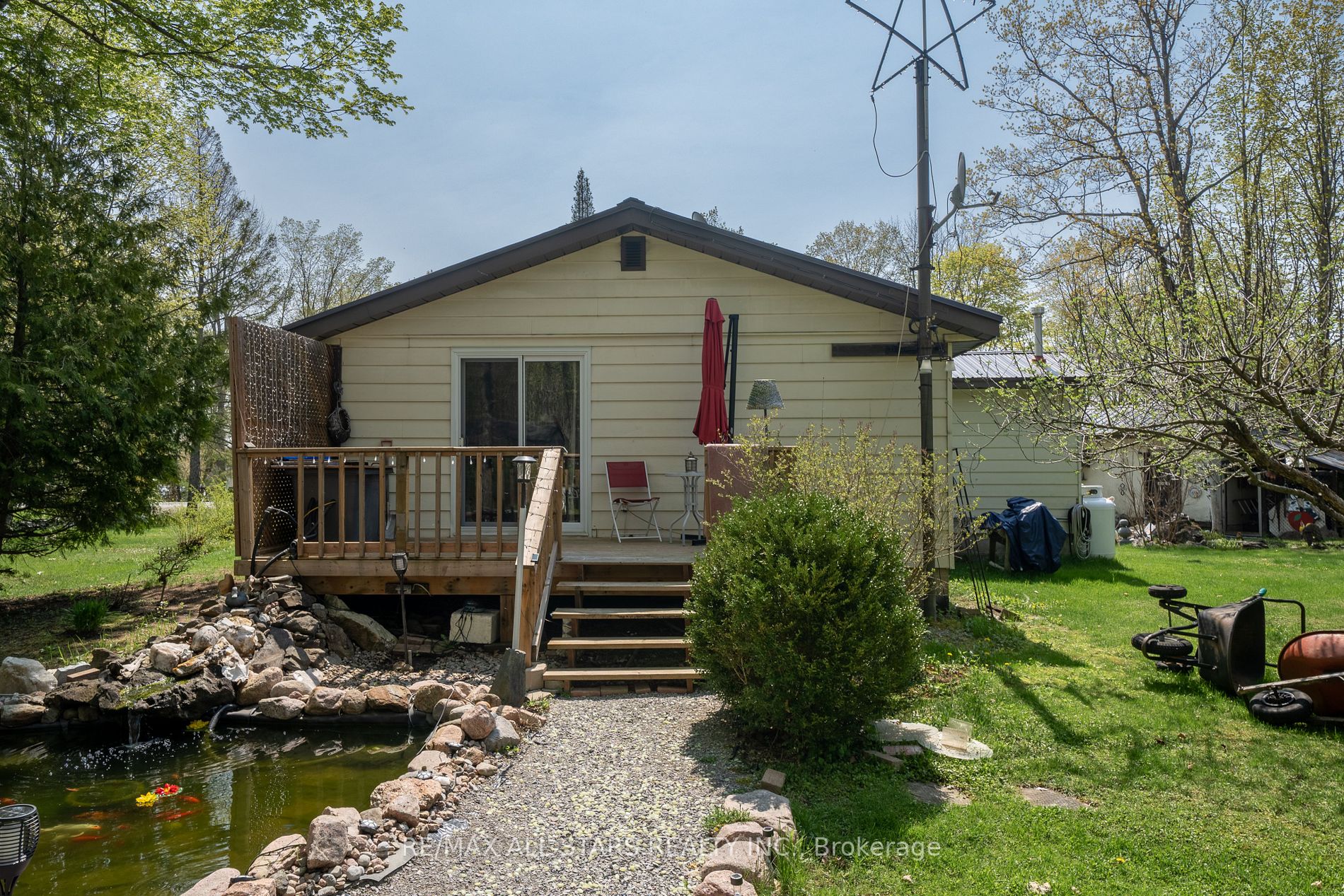 93 Northern Avenue