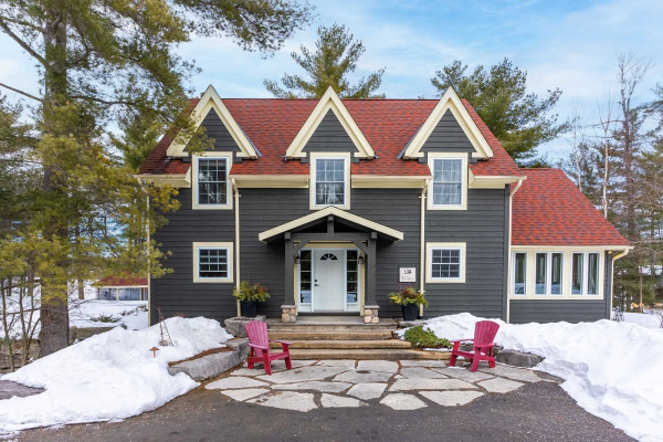 1063 1700 Rd, Gravenhurst