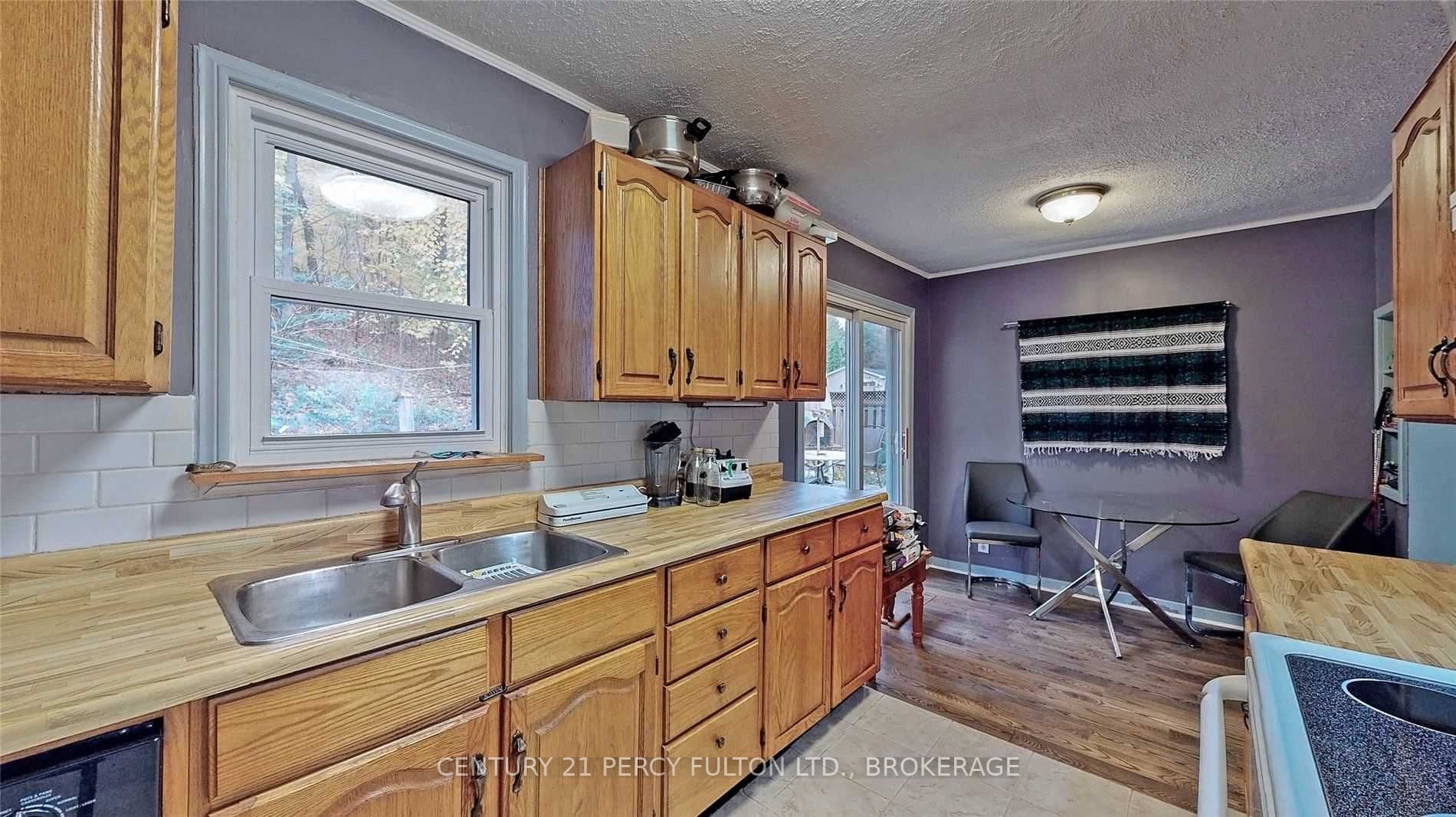 308142 Hockley Rd