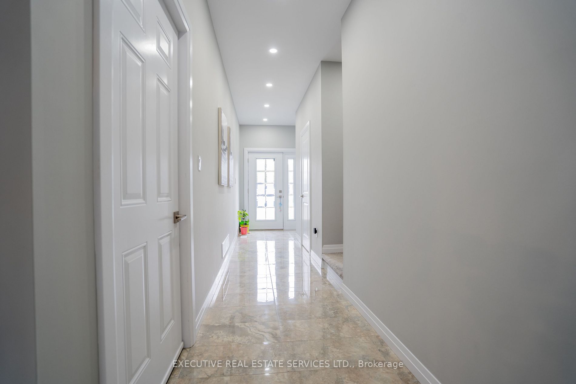 Listing X5983580 - Large Photo # 12