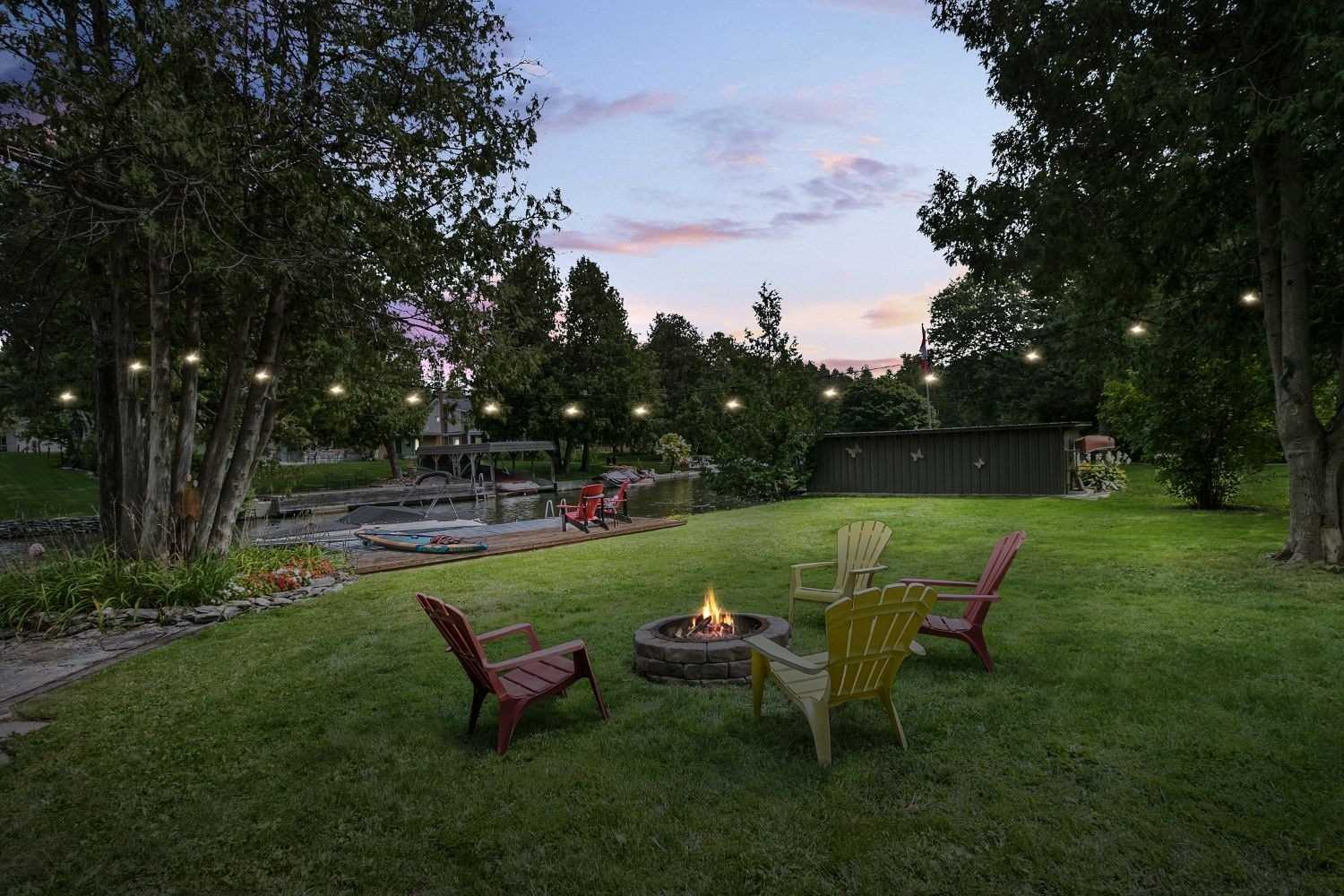 60 River Dr