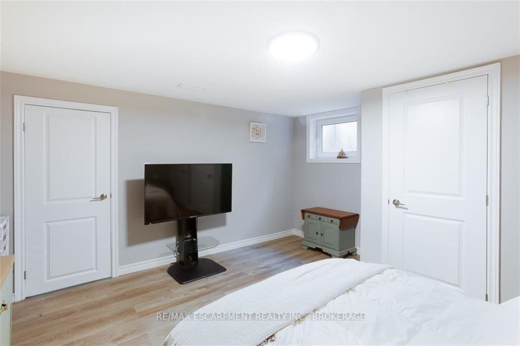 Listing X5984233 - Large Photo # 30