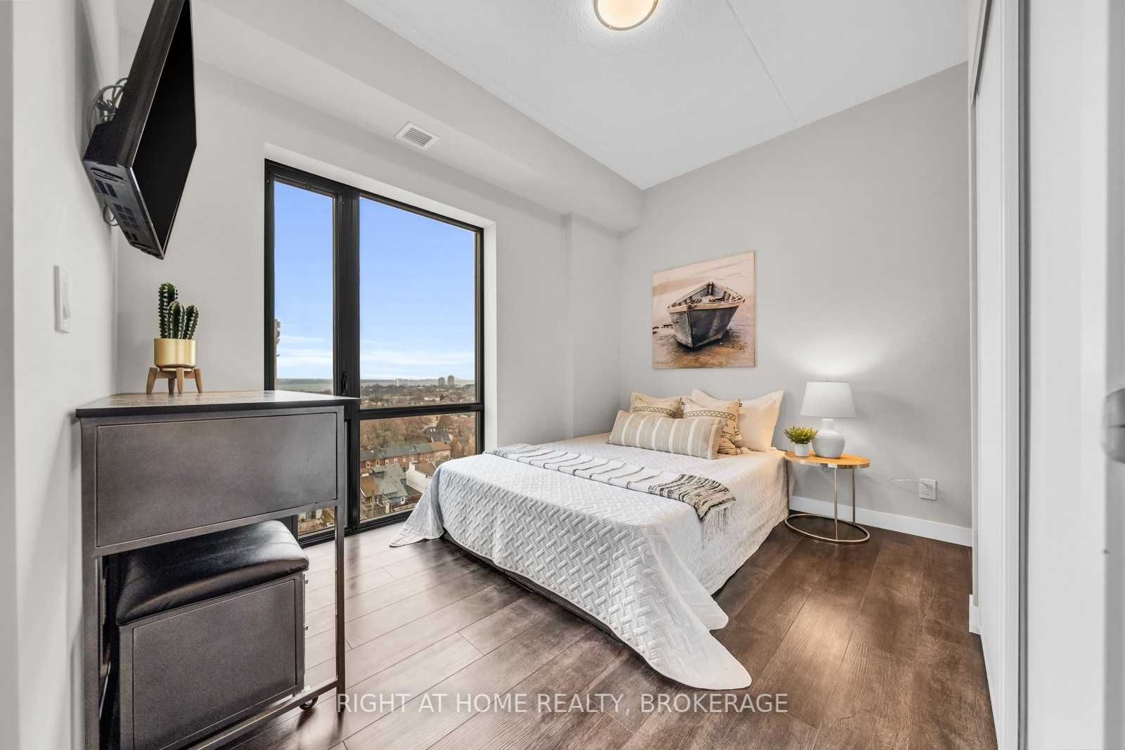 Listing X5984365 - Large Photo # 31