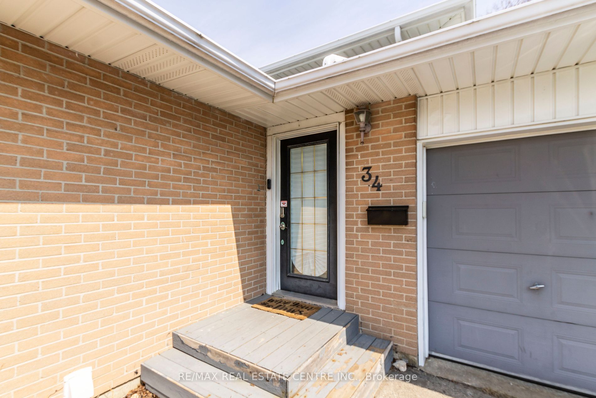Listing X5984440 - Large Photo # 2