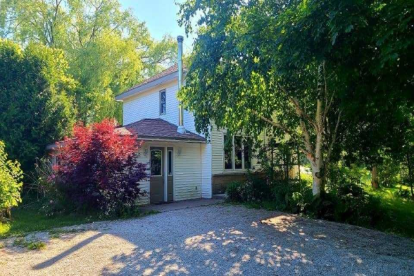 7011 Highway 6 Rd, Northern Bruce Peninsula
