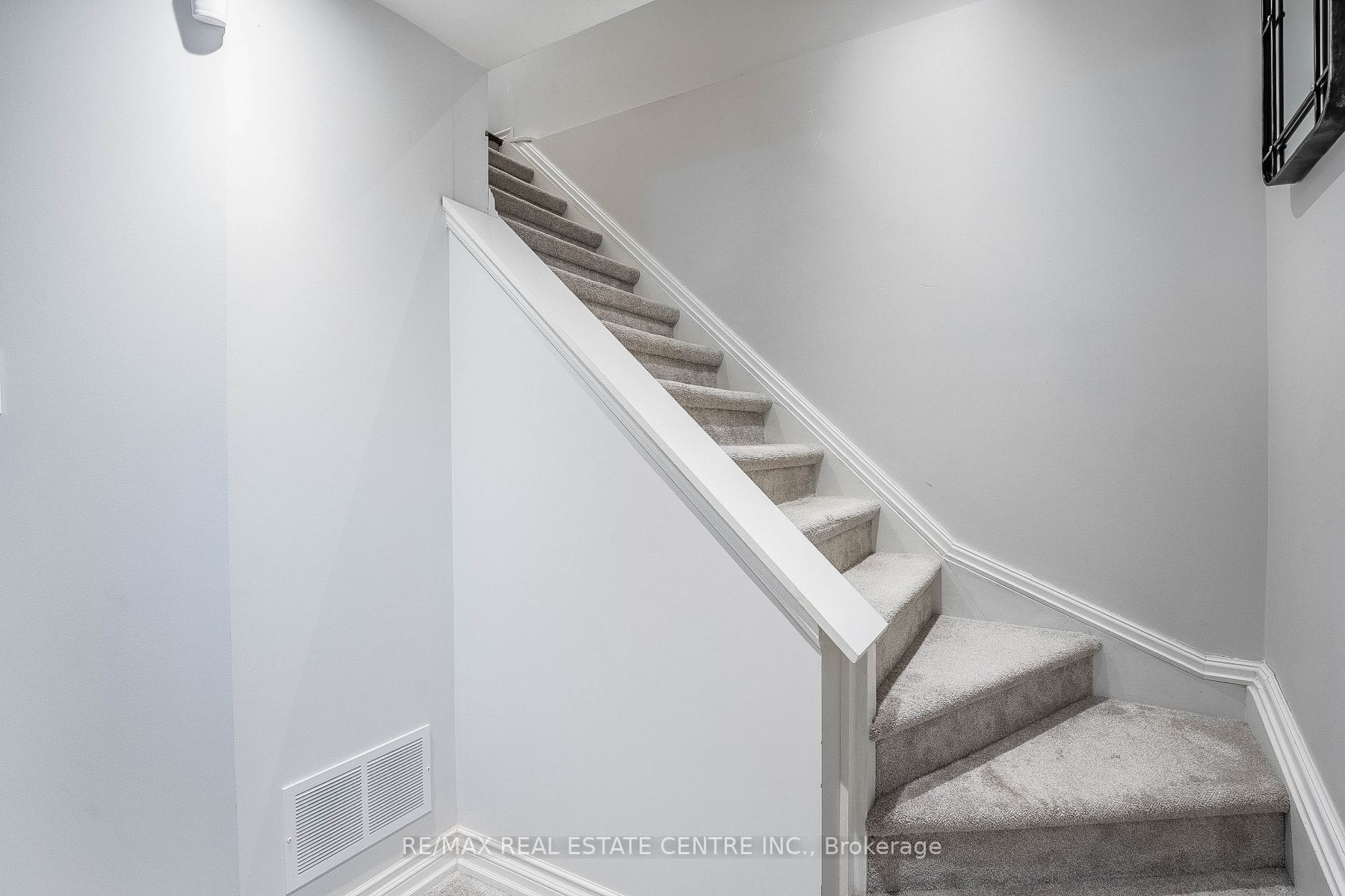 Listing X5985484 - Large Photo # 17