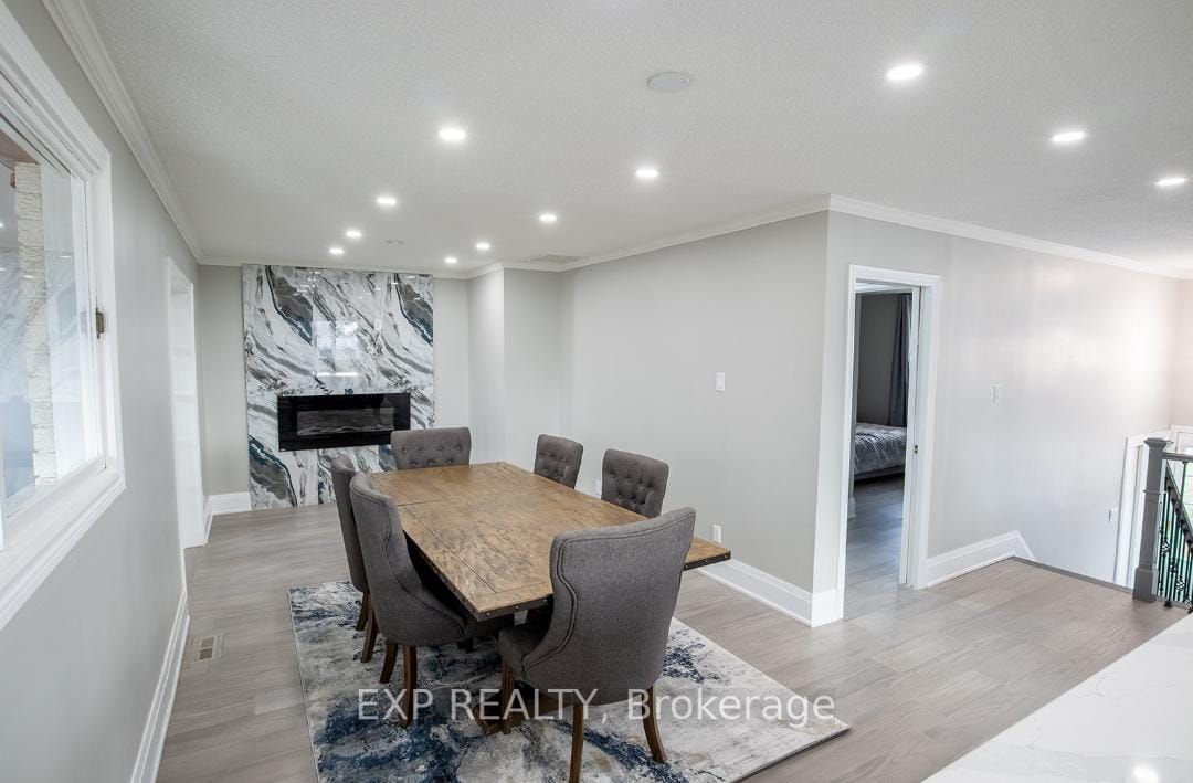 50 Belleville St