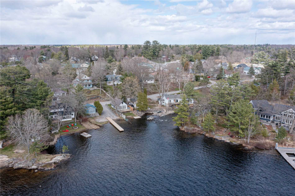 1019 River St, Muskoka Lakes