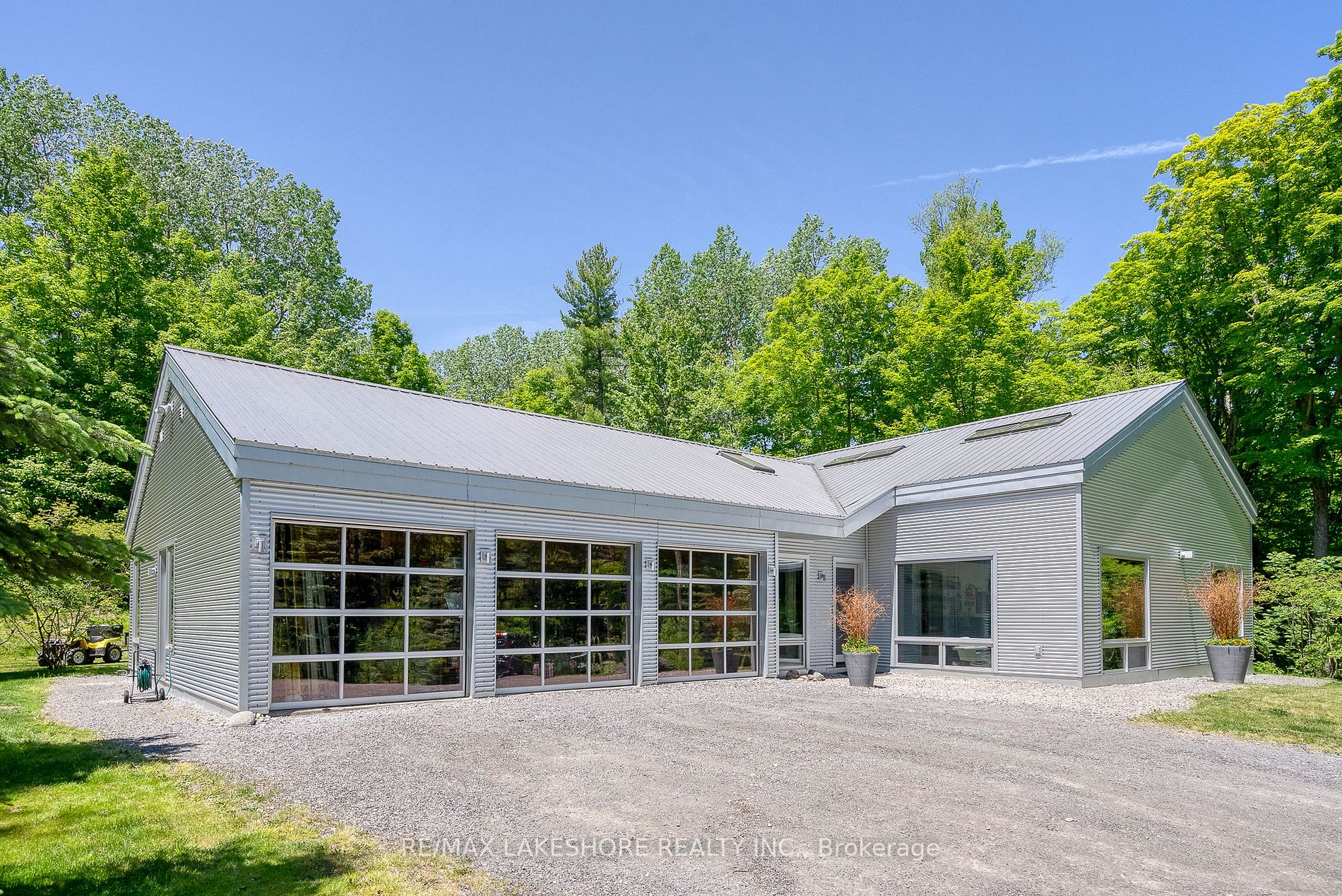 4556 Eagleson Line
