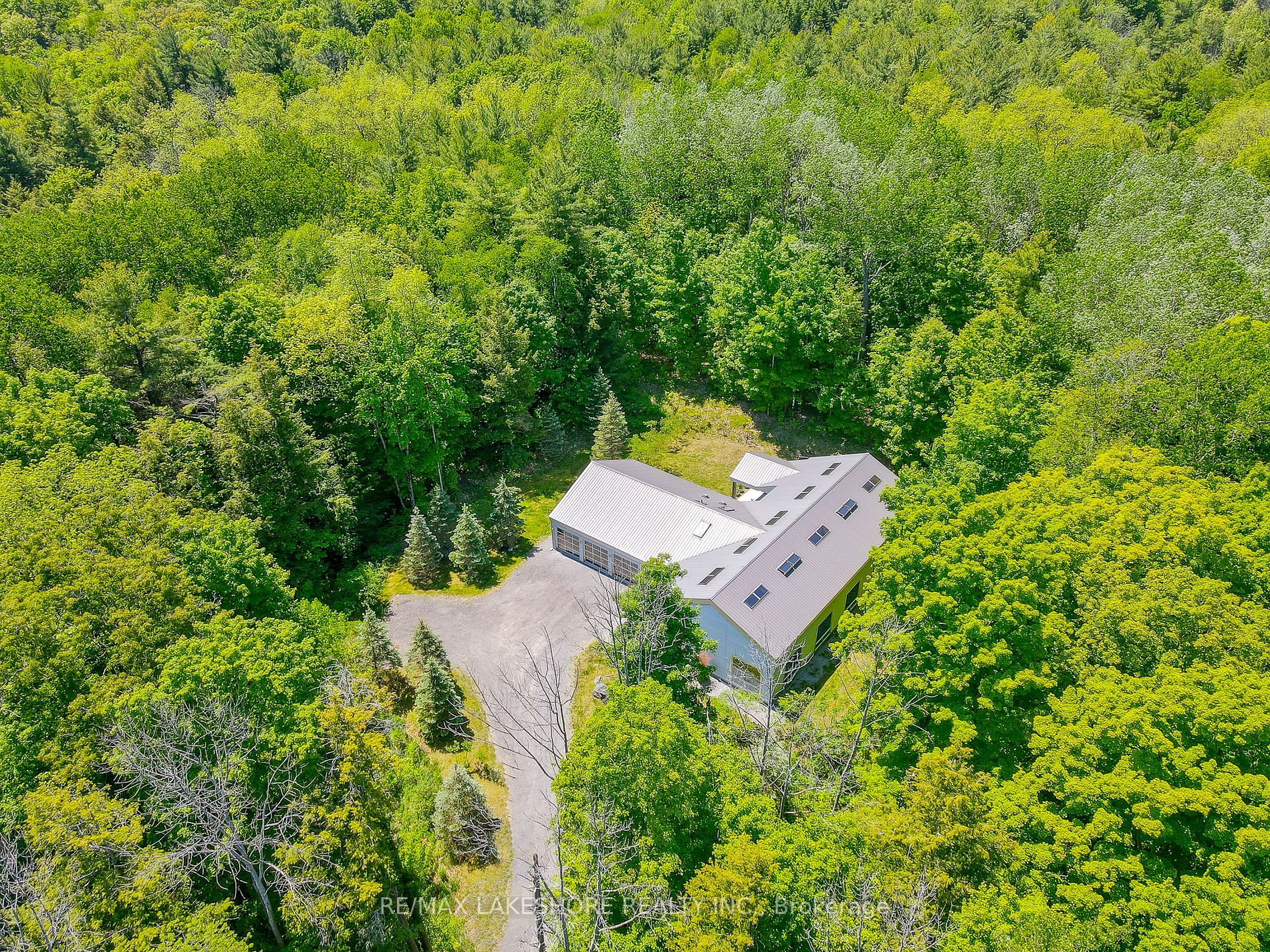 4556 Eagleson Line