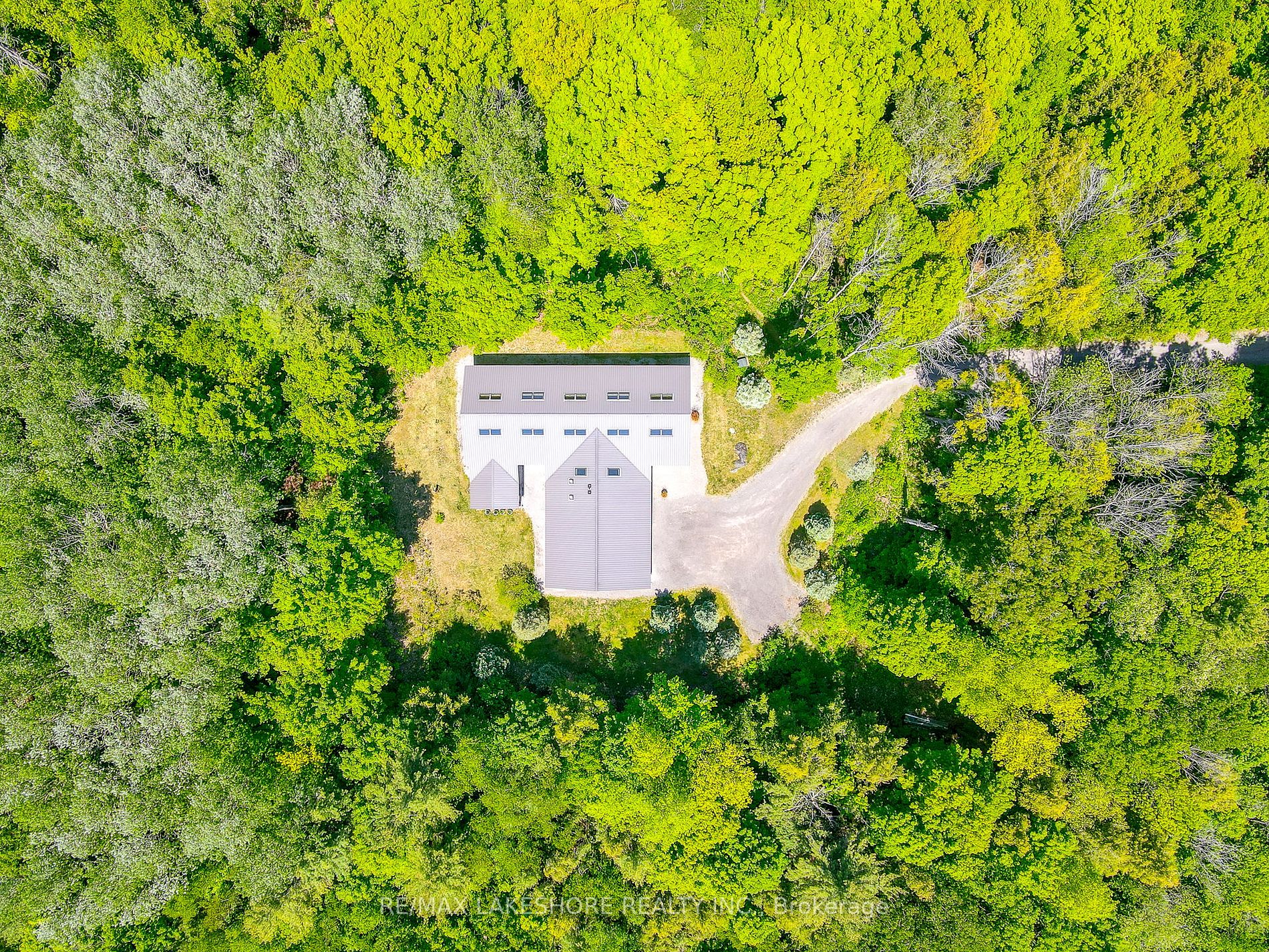 4556 Eagleson Line