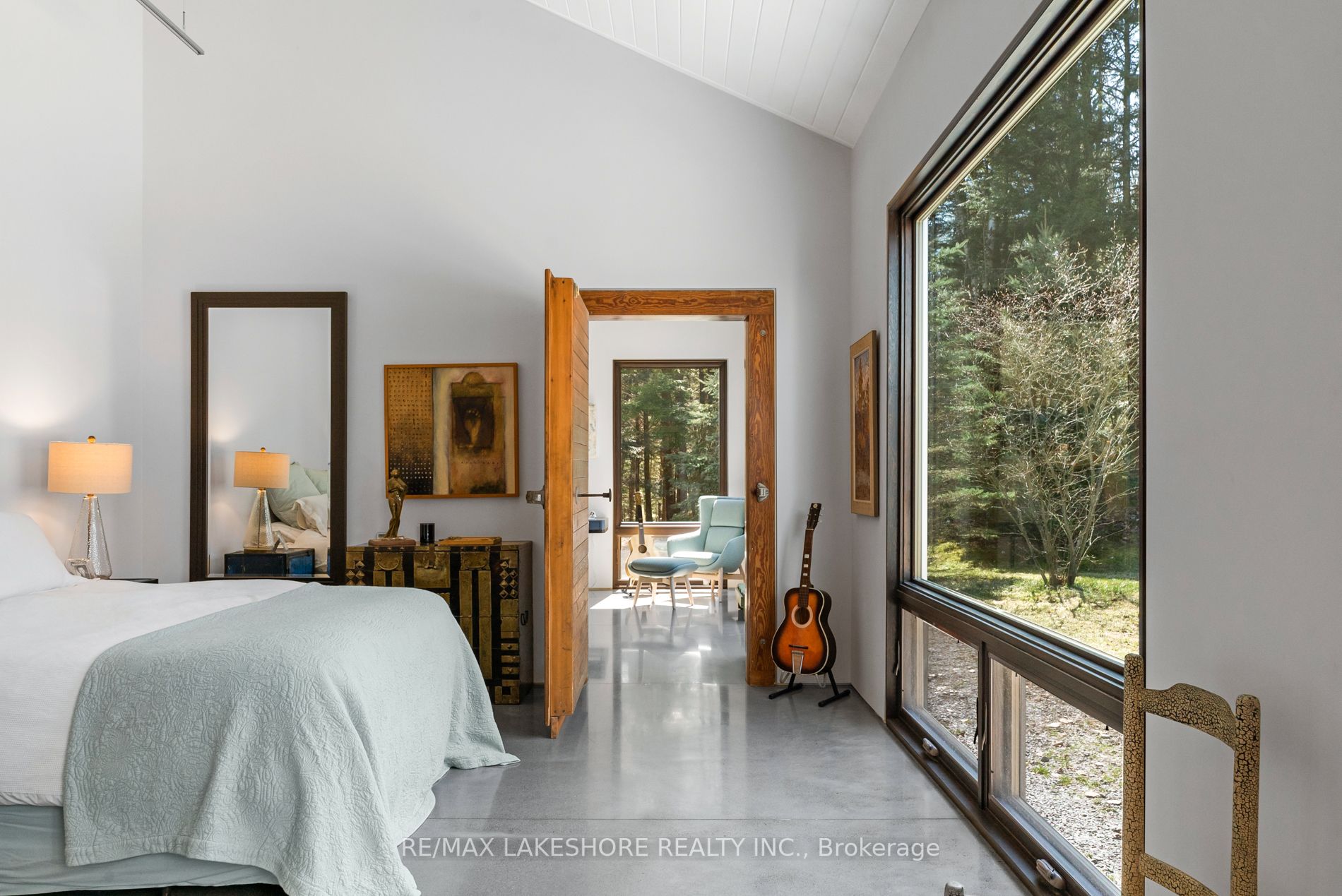 4556 Eagleson Line