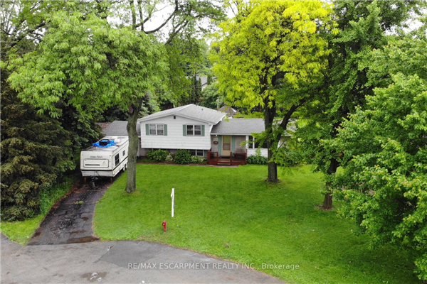 151 Seneca Crt, Hamilton