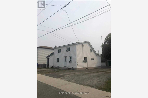 211-215 Wende Ave Ave, Timmins