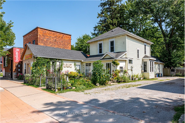 124 Main St W, Port Colborne
