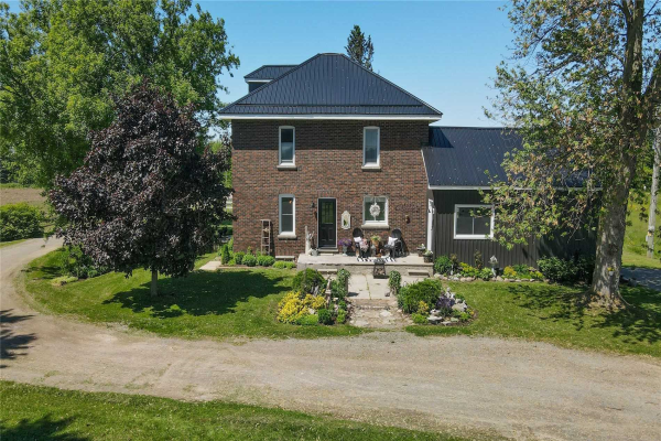 140 Robin Rd, Kawartha Lakes