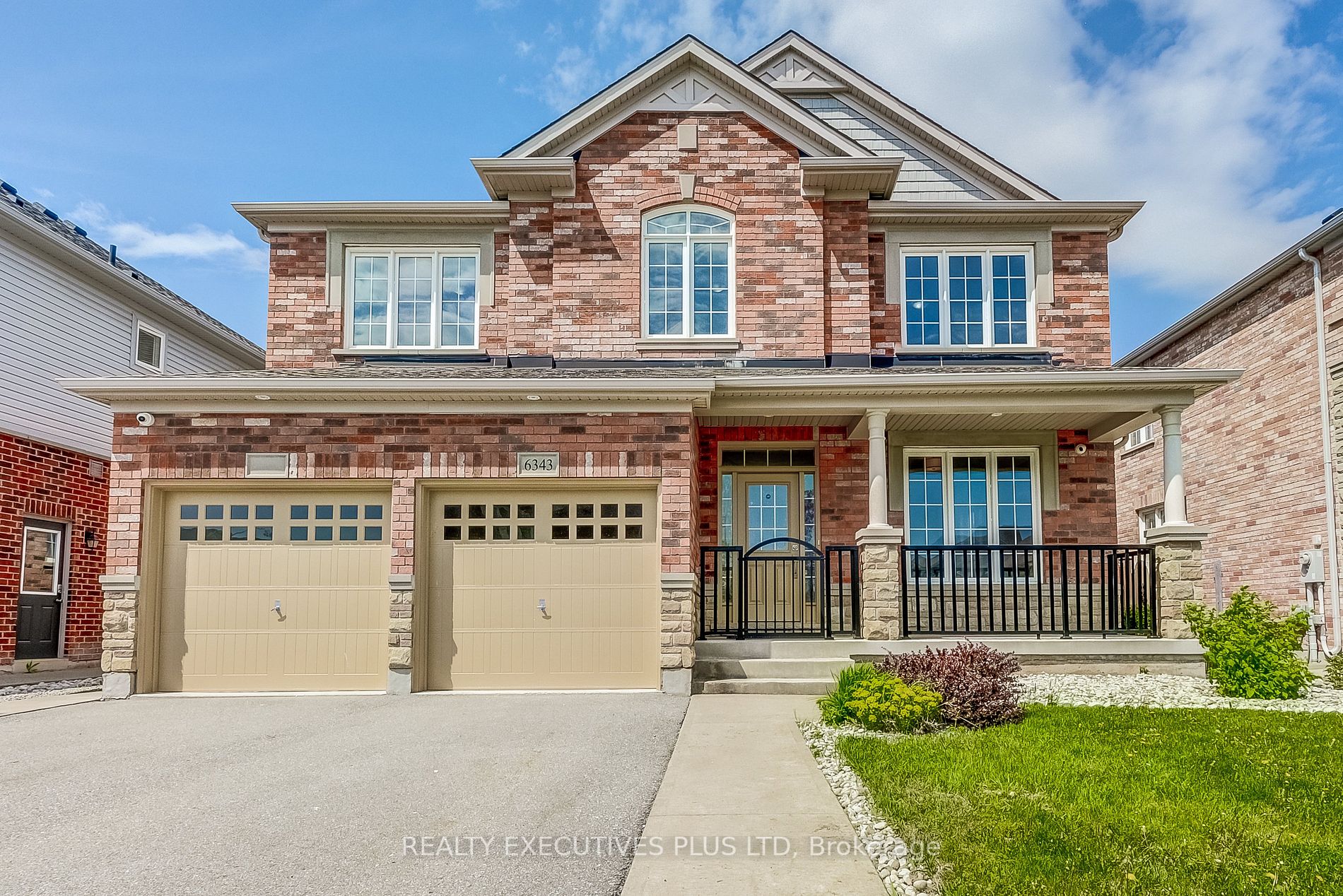 6343 Connor Crescent