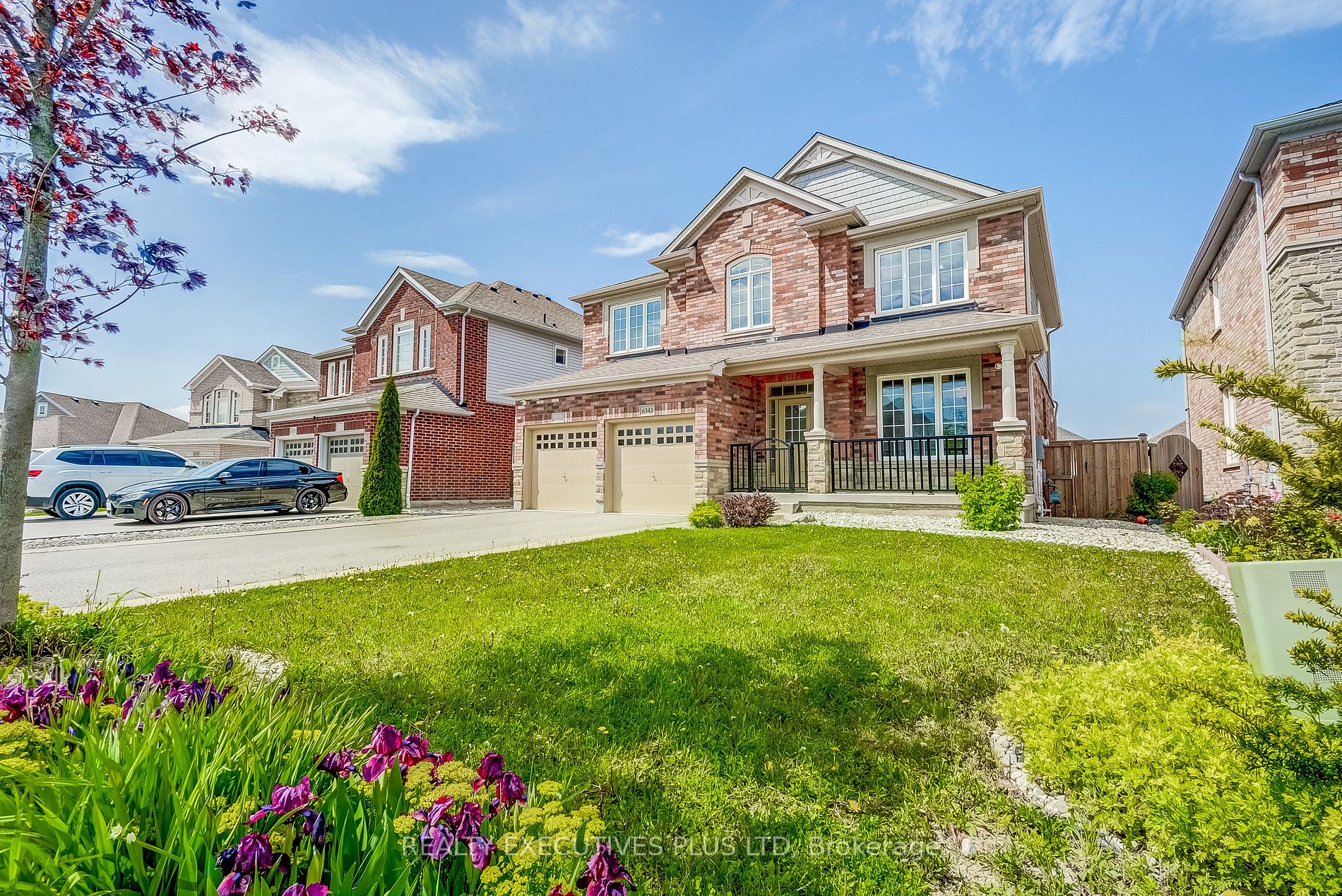 6343 Connor Crescent