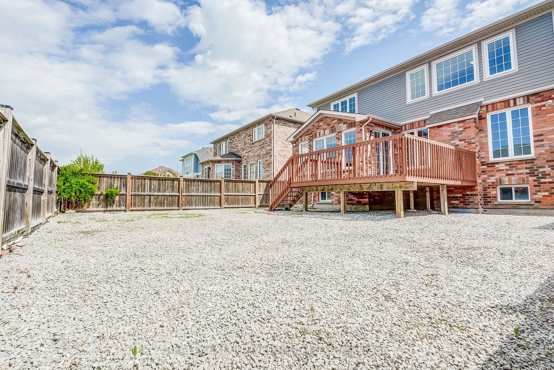 6343 Connor Crescent