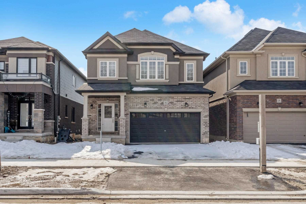 16 Macklin St, Brantford