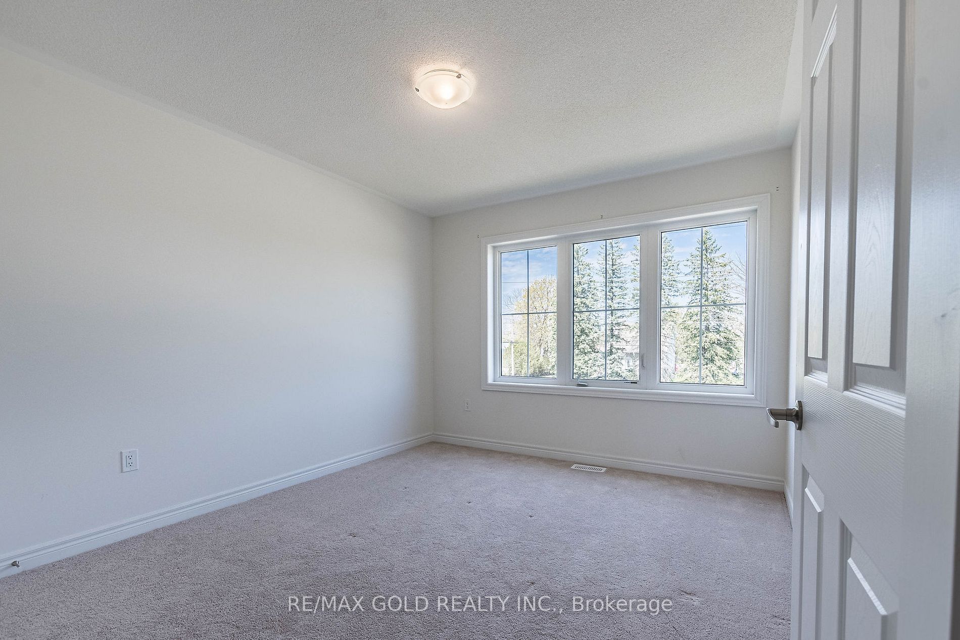 Listing X5988008 - Large Photo # 38