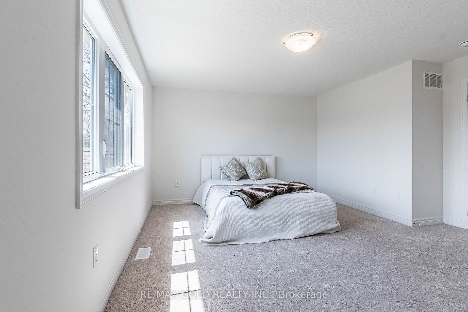 Listing X5988008 - Large Photo # 33