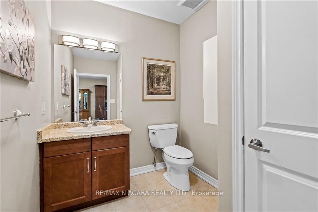 379 Scott St, #303