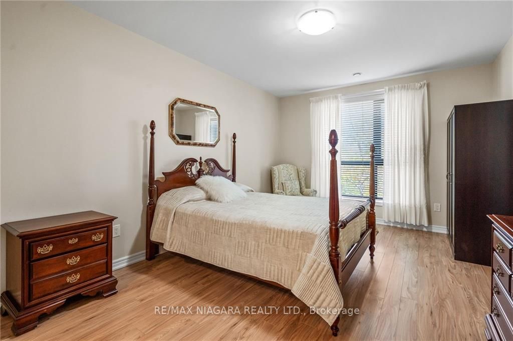 379 Scott St, #303