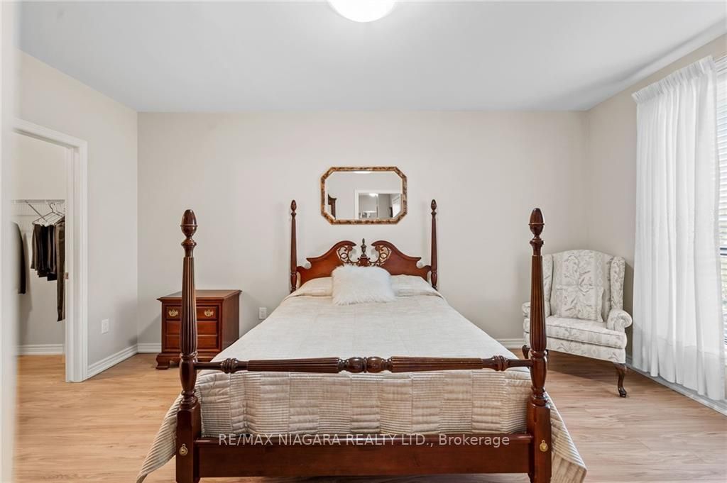 379 Scott St, #303
