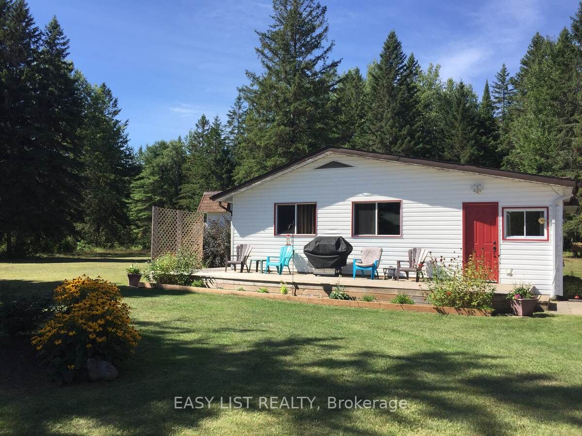 1084 South Algonquin Road