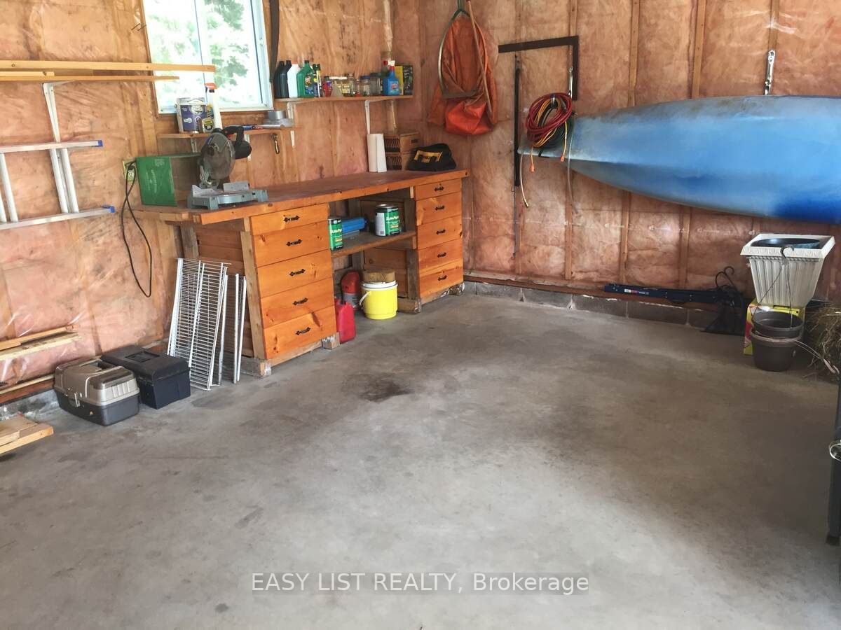 1084 South Algonquin Road