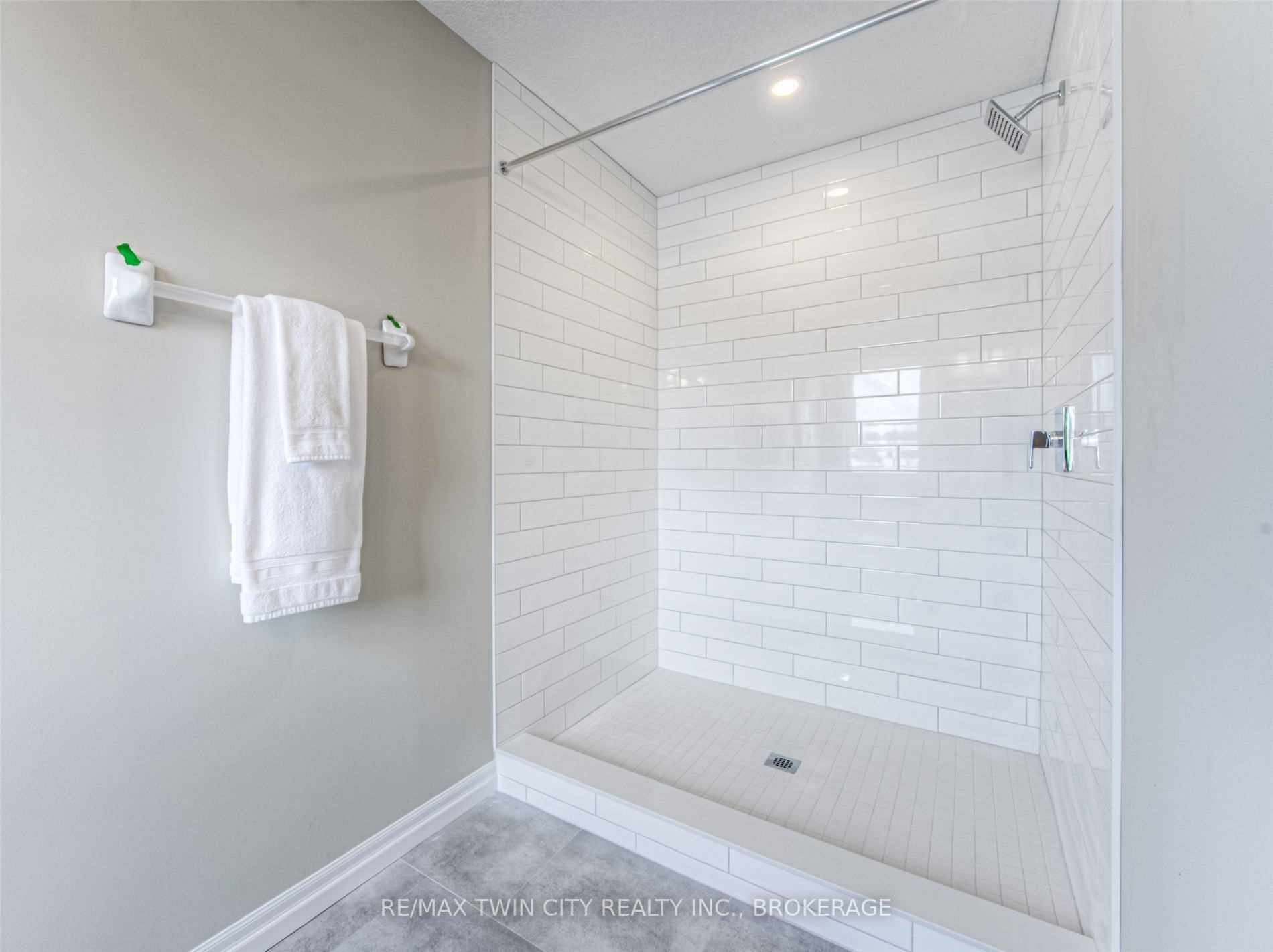 Listing X5991727 - Large Photo # 23