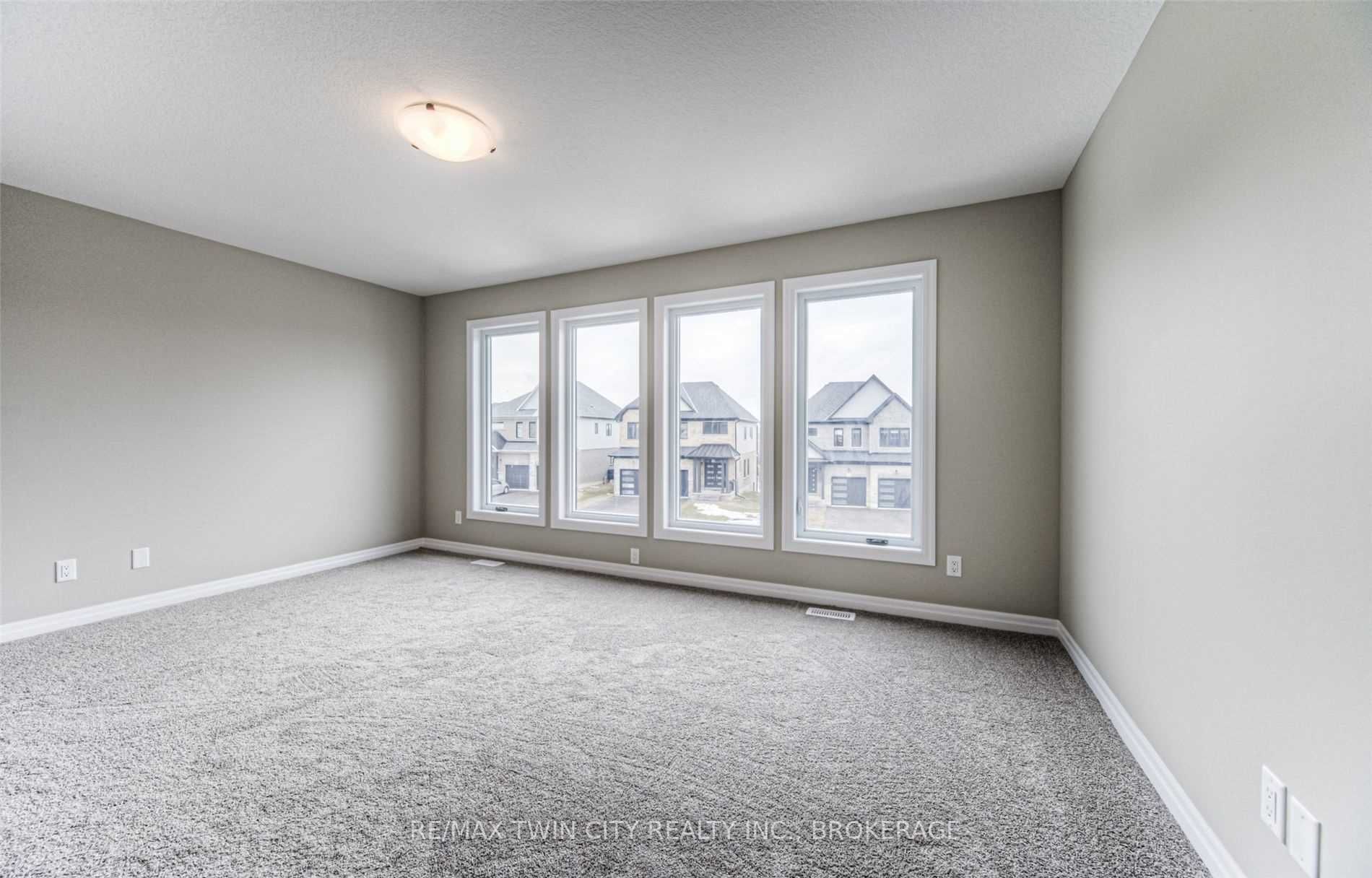 Listing X5991727 - Large Photo # 27