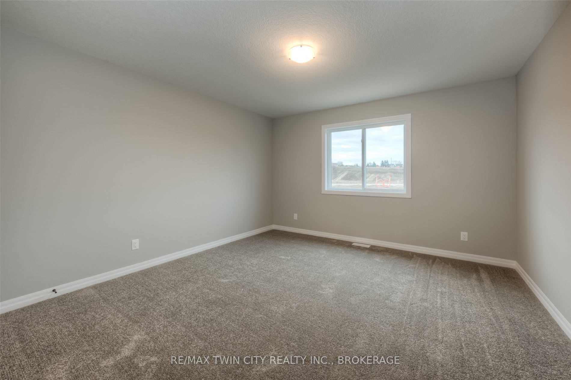 Listing X5991767 - Large Photo # 32