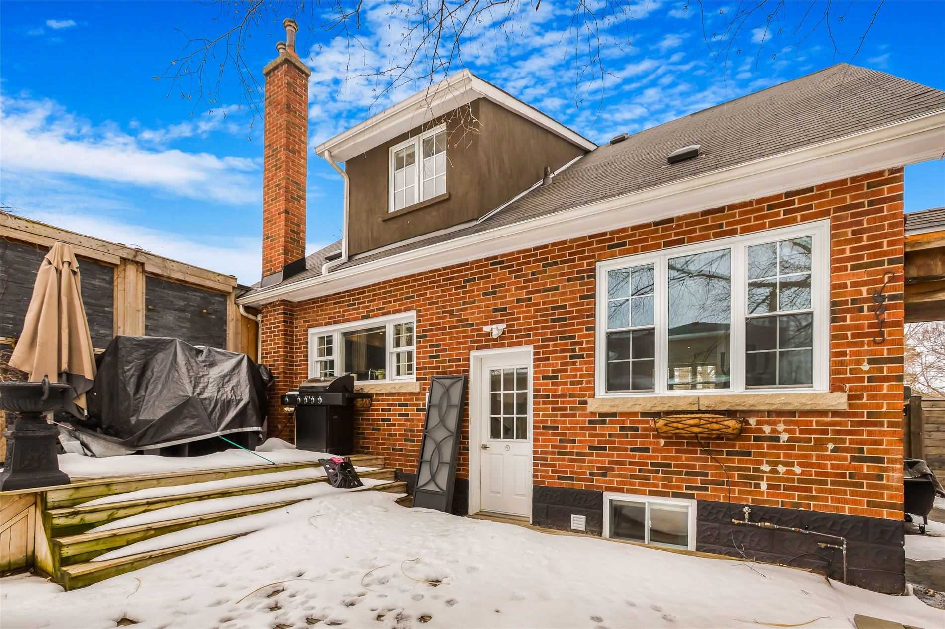 8 Warwick Rd