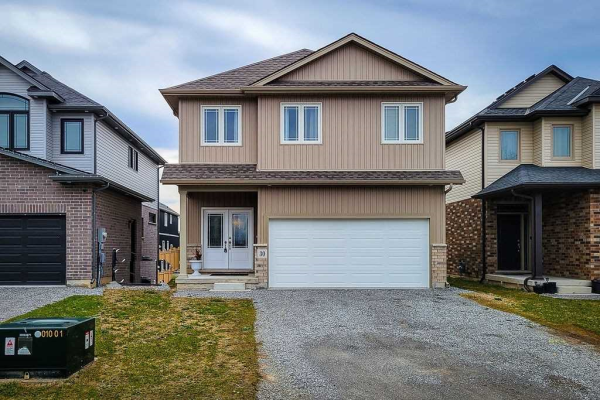 30 Lamb Cres, Thorold