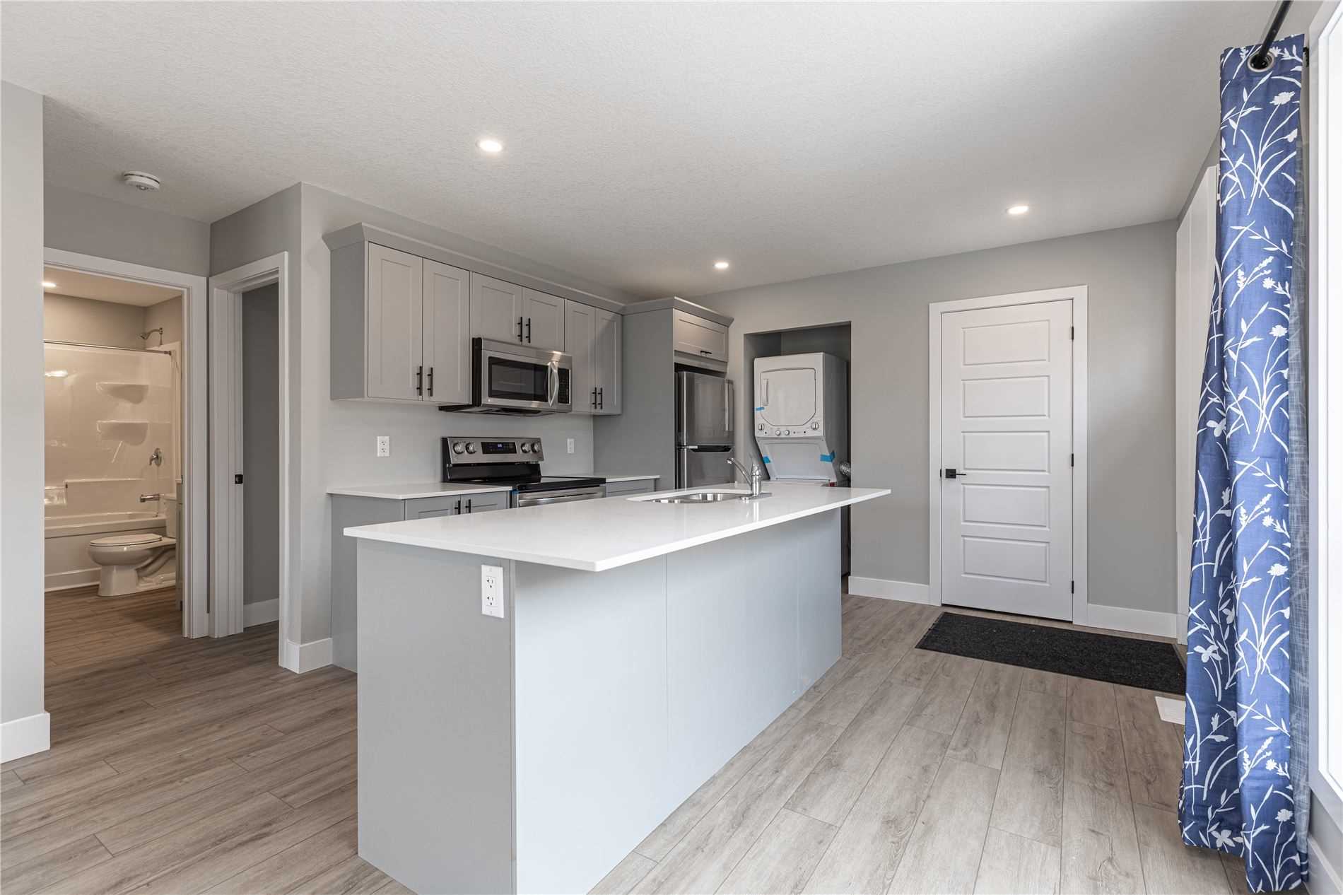 322 Stephen St