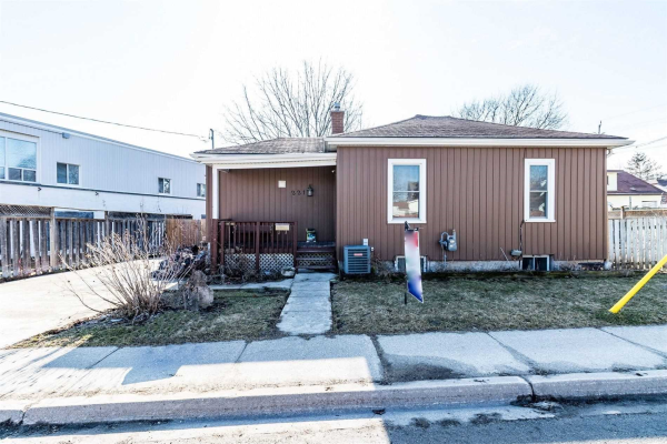 221 Montrose St, Cambridge