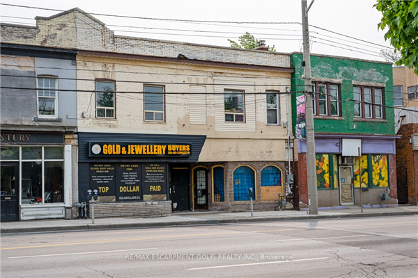 474 Barton St E, Hamilton