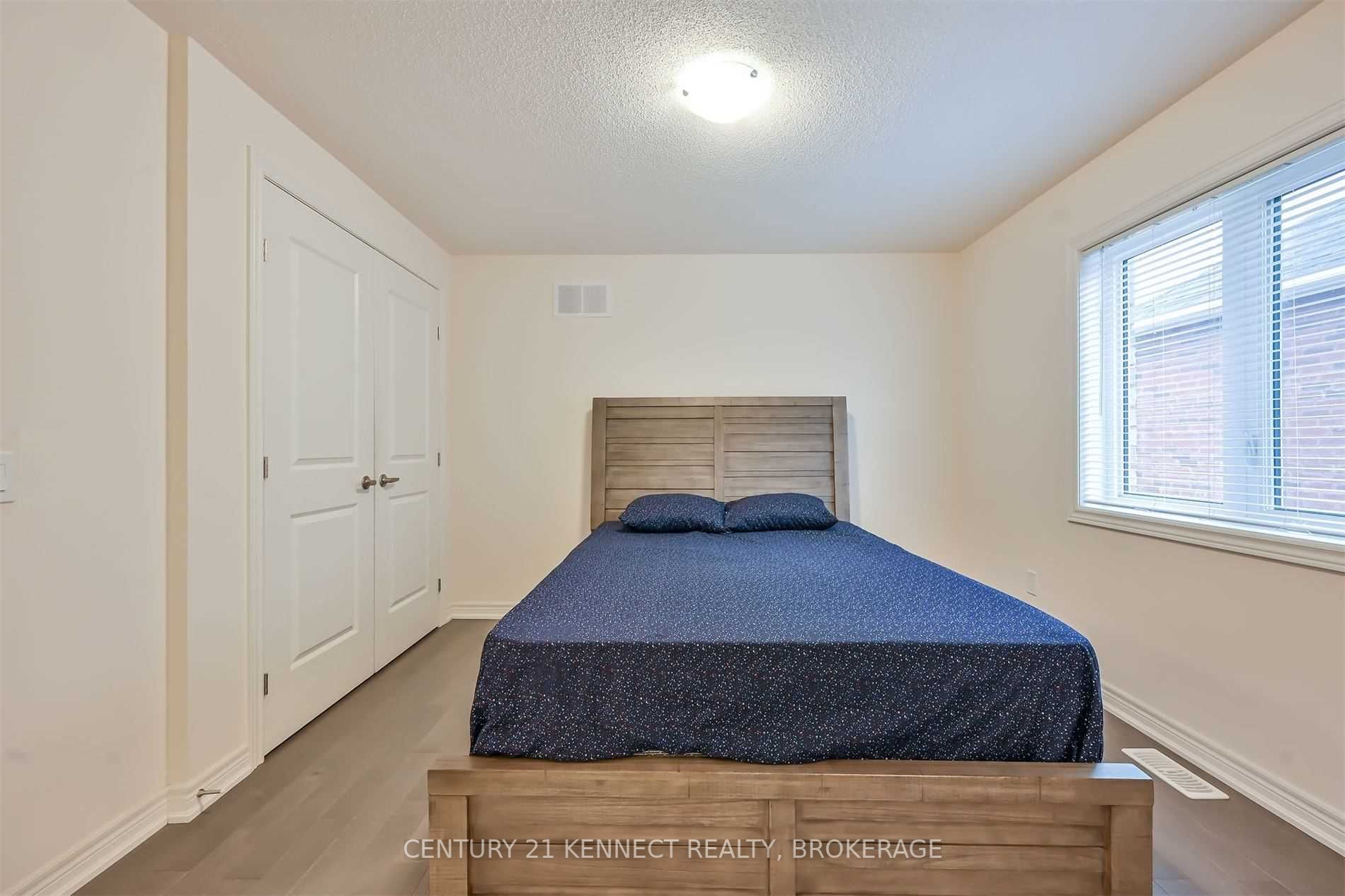 59 Findlay Dr
