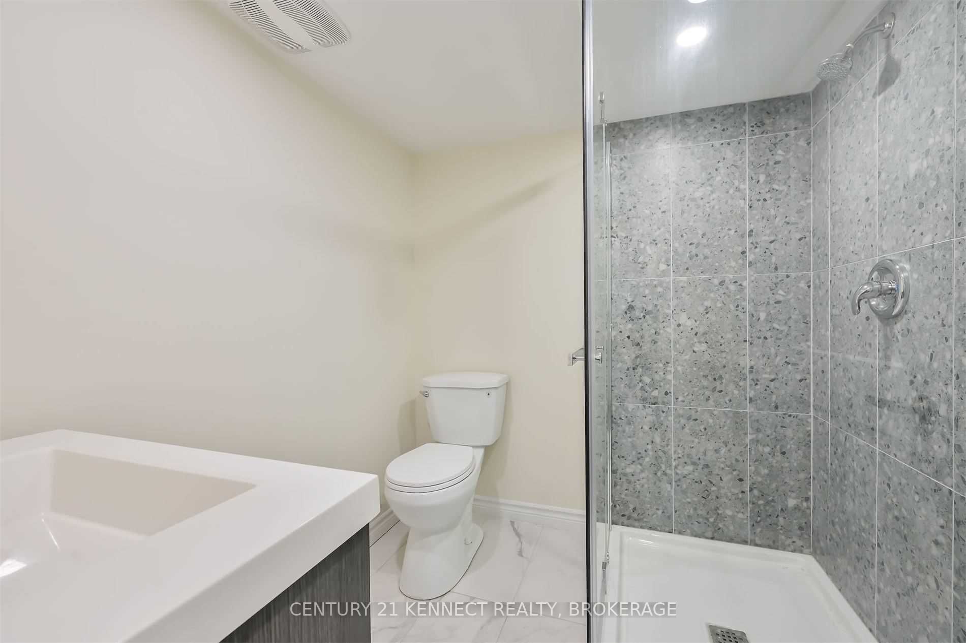 59 Findlay Dr