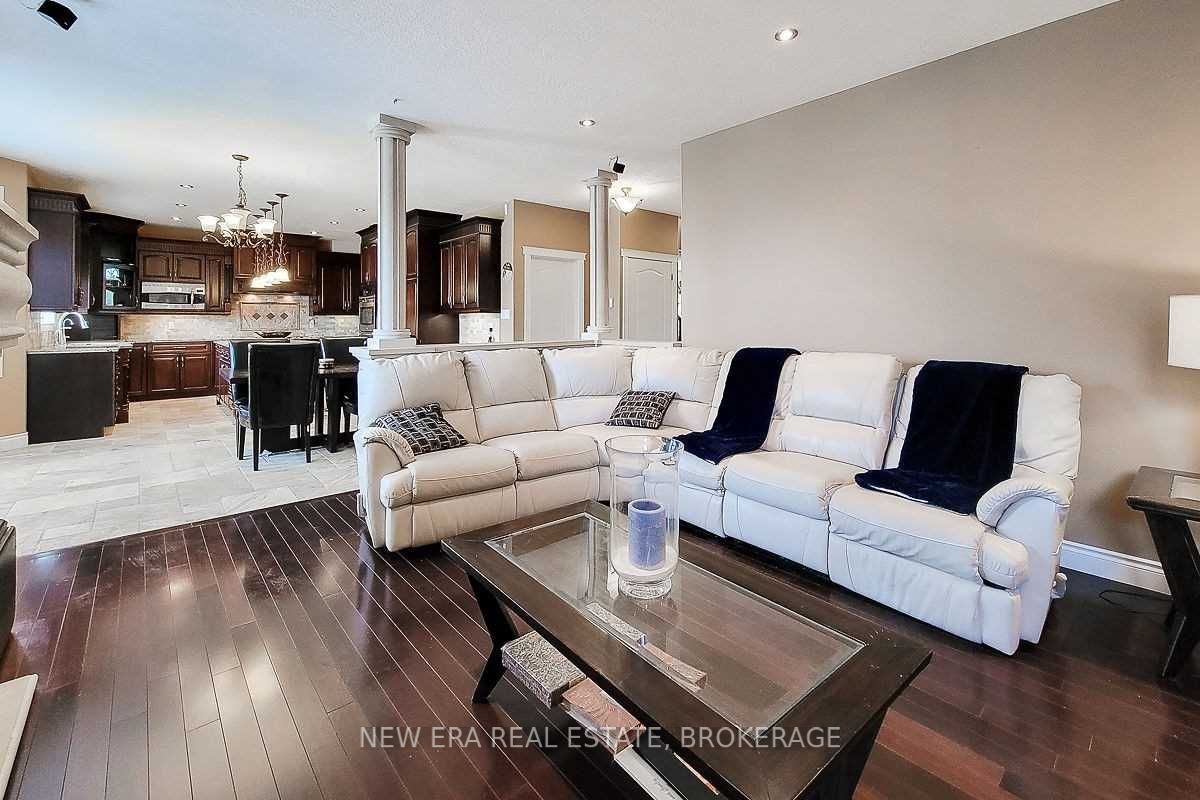 Listing X5996323 - Large Photo # 12