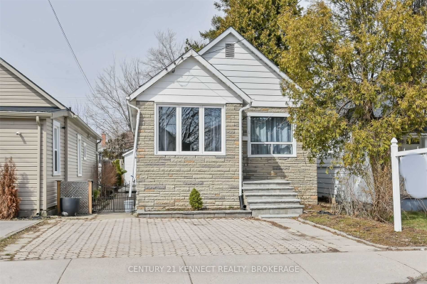 4 Craigroyston Rd