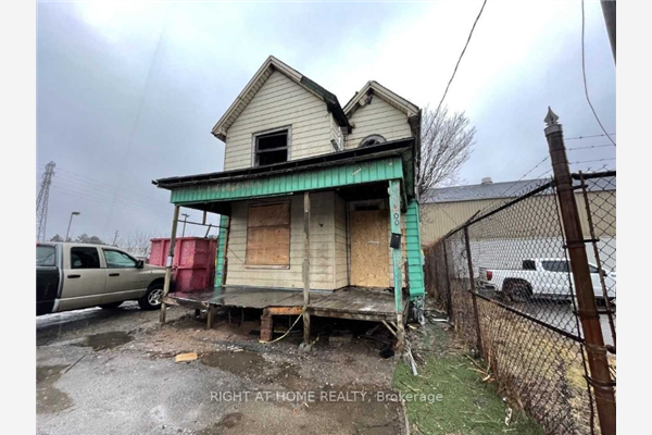 400 Sherman Ave N