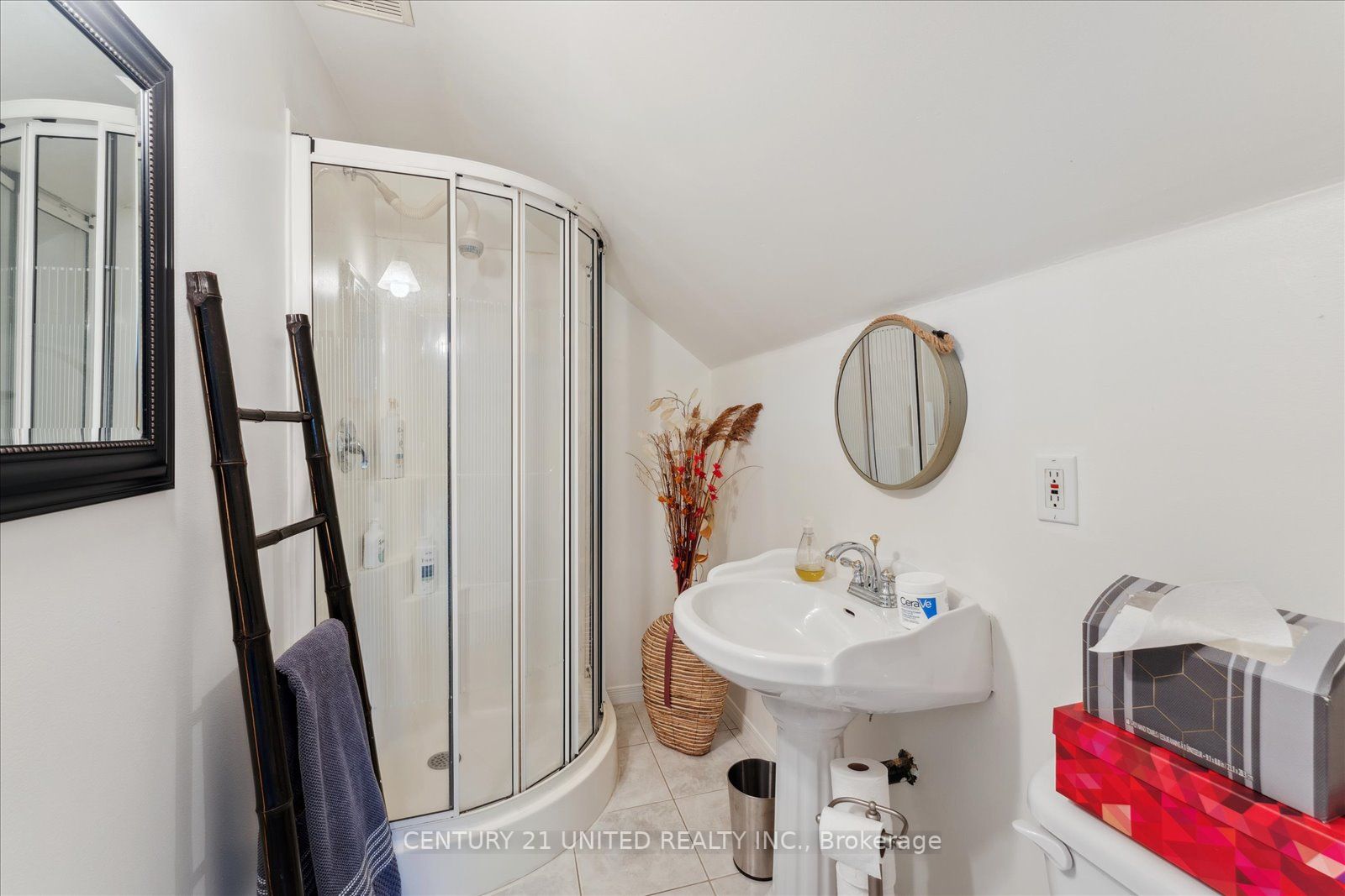 Listing X5997880 - Large Photo # 26