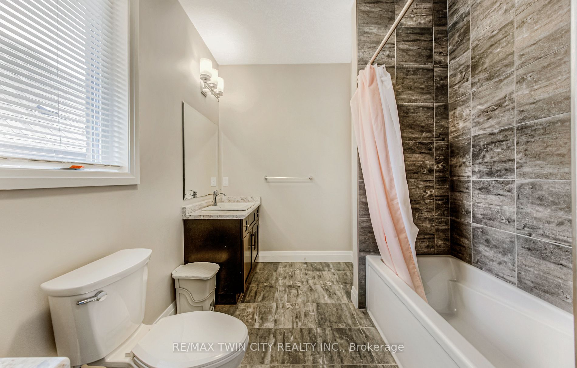 Listing X5998180 - Large Photo # 18