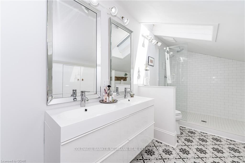 Listing X5998708 - Large Photo # 27