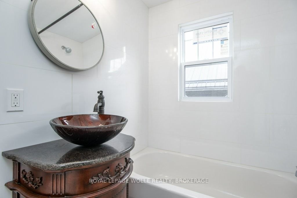 Listing X5998917 - Large Photo # 30